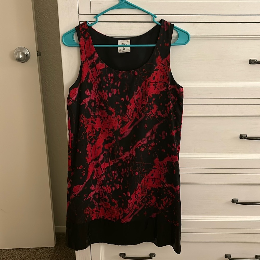 Mac + Jac “Flapper Style” Dress. Halter design black sequins bottom. Size M